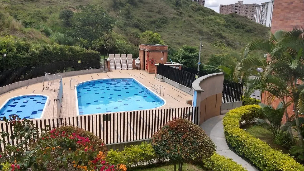 Apartamento amoblado altos de Calasanz Apartamento Medellín